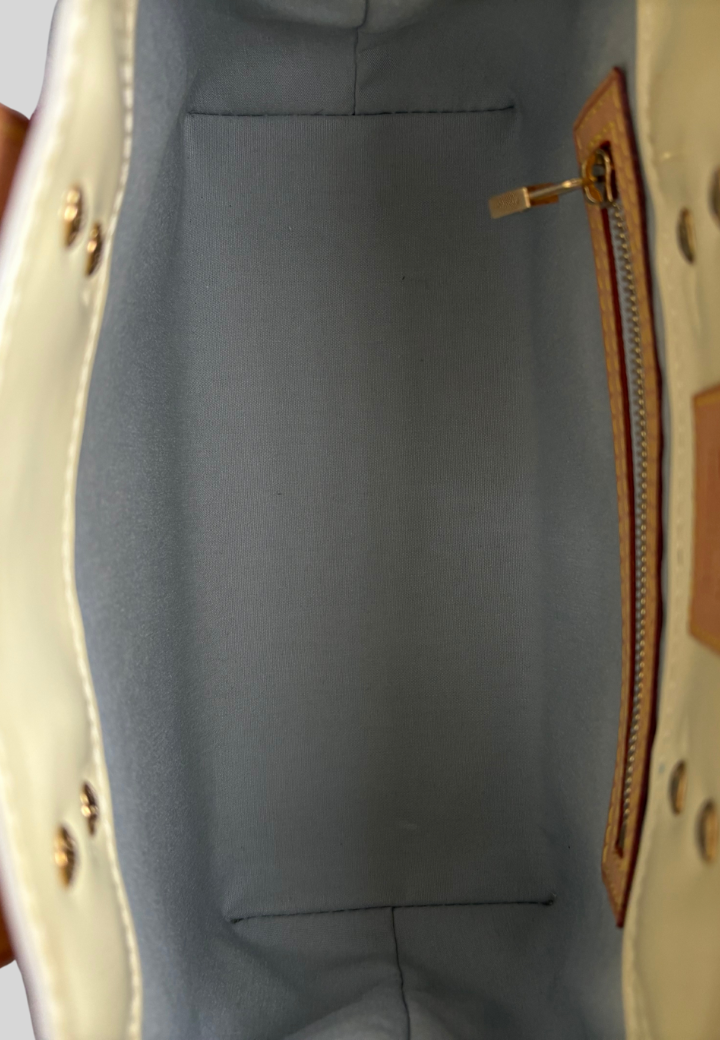 Louis Vuitton Reade PM Vernis Handbag