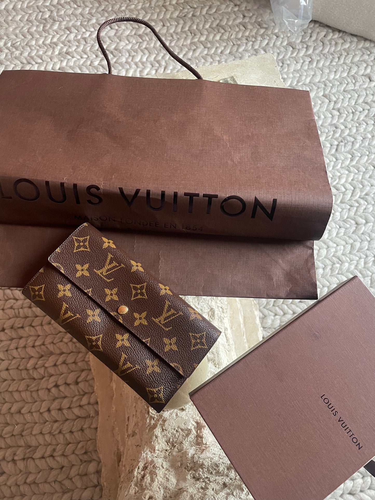Louis Vuitton Monogram Sara Long Wallet