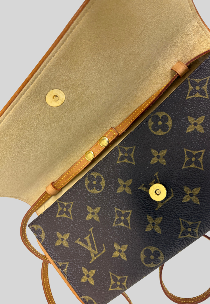 Louis Vuitton Pochette Twin GM, Monogram