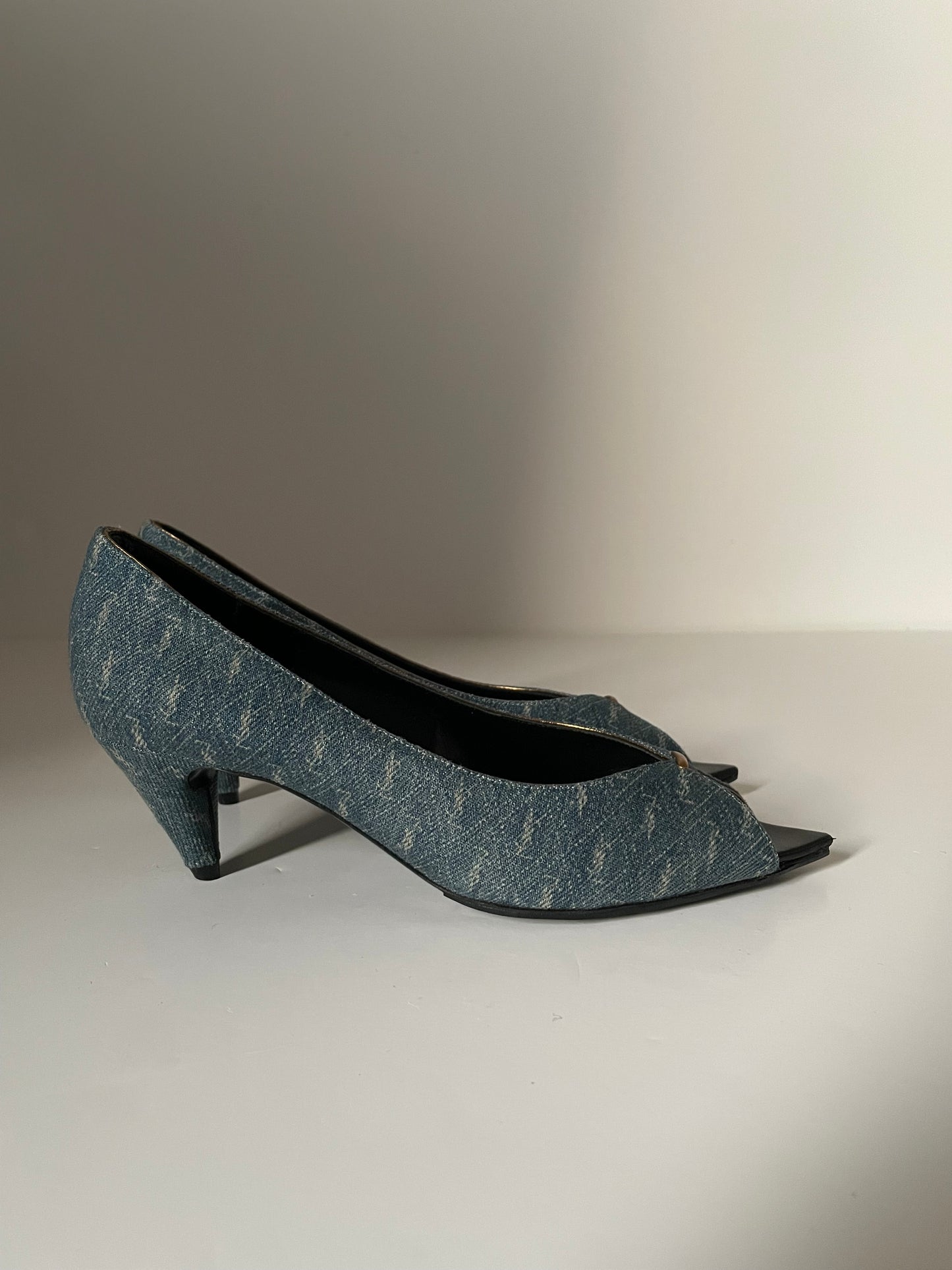 Saint Laurent Printed Pumps