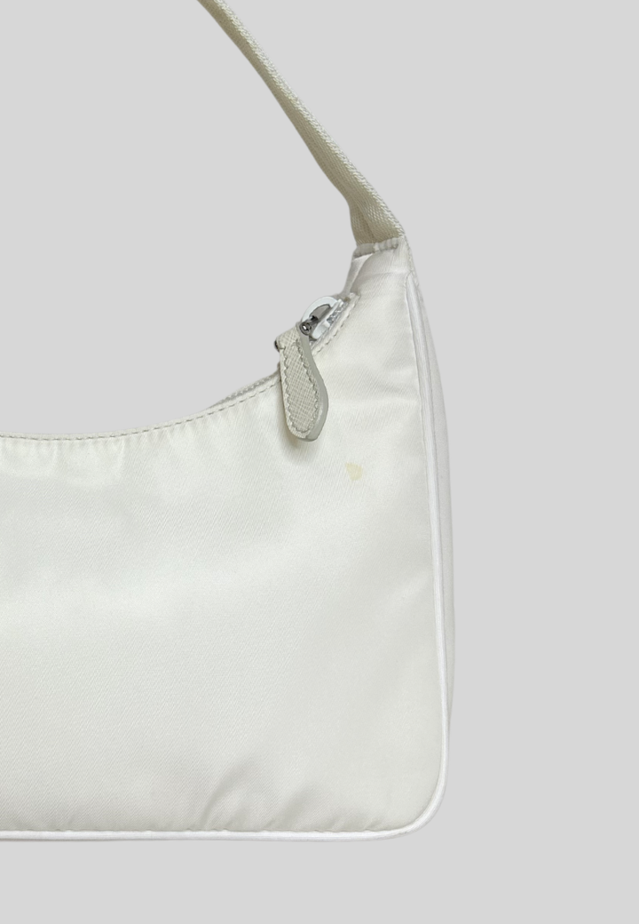 Prada Tessuto Re-Edition 2000 Shoulder Bag