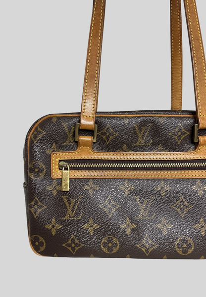 Louis Vuttion LV Monogram Cite MM