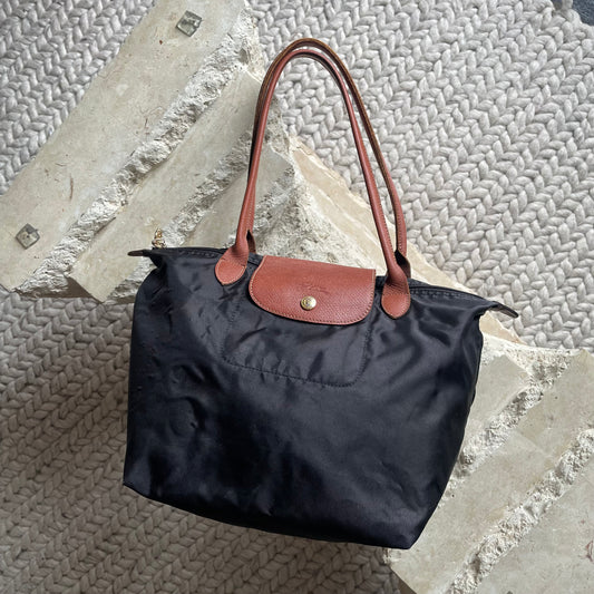 Long Champ Medium Le Pliage Nylon Shoulder Tote