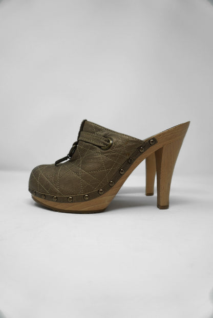 Christian Dior Cannage Pattern Leather Mules