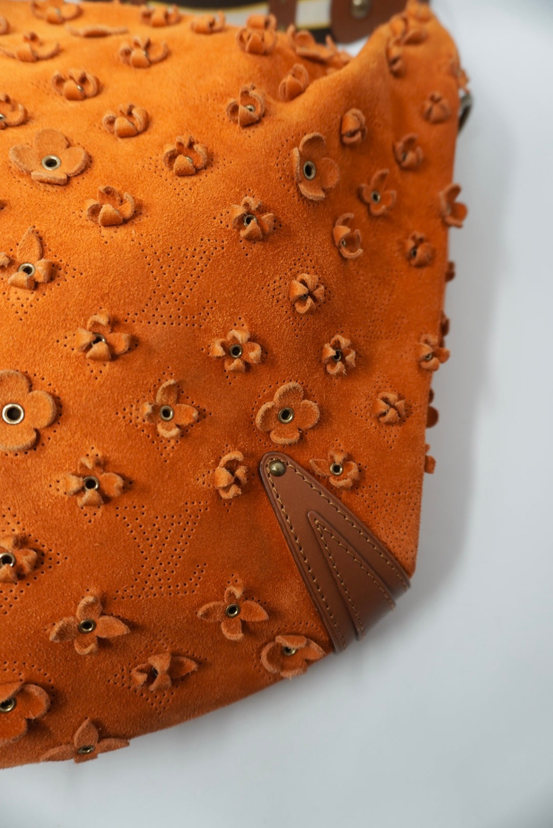 Louis Vuitton Fleurs Onatah GM Monogram Suede Hobo Bag